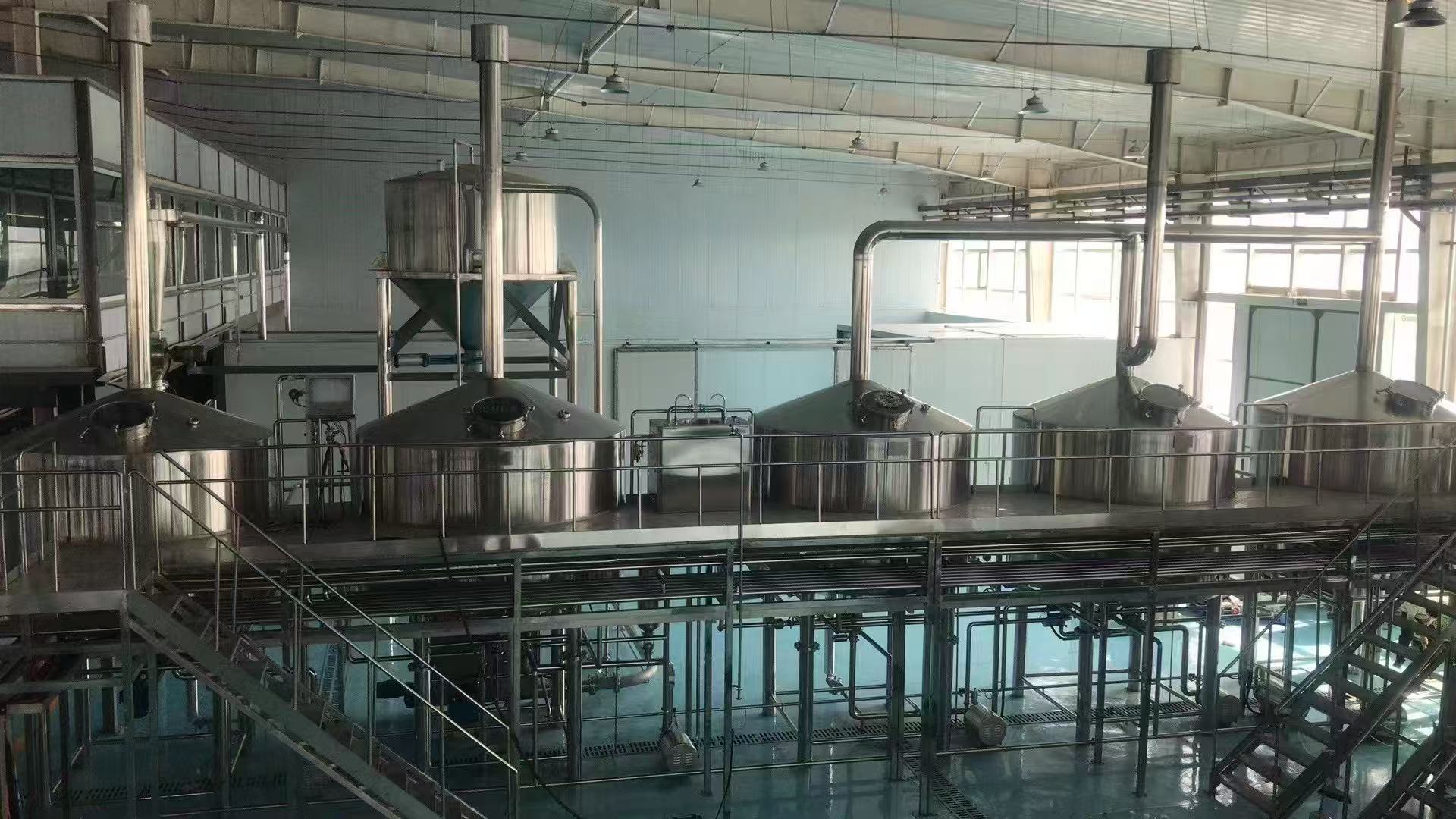 云阳精酿啤酒设备厂—精酿啤酒设备主要生产工艺与核心技术